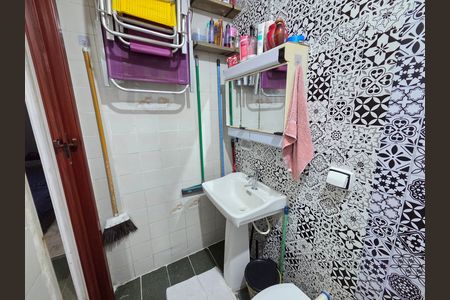 Studio para alugar com 33m², 1 quarto e sem vaga Studio para alugar com 33m², 1 quarto e sem vagaBanheiro