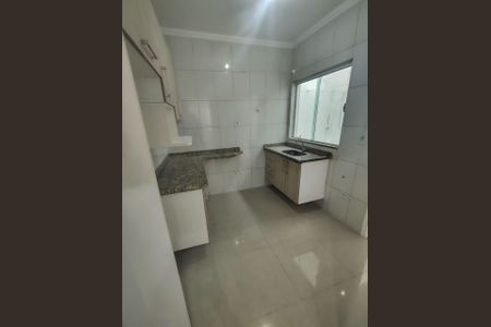 Cozinha de casa de condomínio à venda com 2 quartos, 85m² em Vila Antonieta, São Paulo