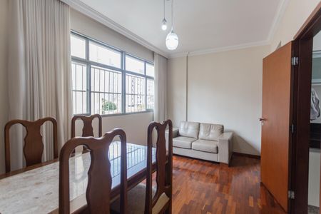 Sala de apartamento à venda com 3 quartos, 85m² em Santo Antônio, Belo Horizonte