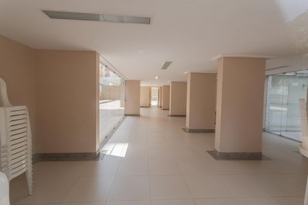 Apartamento à venda com 85m², 3 quartos e 1 vaga Apartamento à venda com 85m², 3 quartos e 1 vagaÁrea comum - Salão de festas