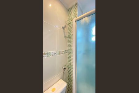 Apartamento à venda com 57m², 2 quartos e 1 vaga Apartamento à venda com 57m², 2 quartos e 1 vagaBanheiro
