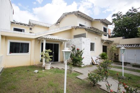 Casa à venda com 440m², 6 quartos e 1 vagaFrente da Casa