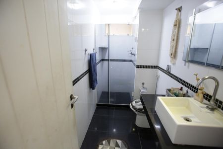 Casa à venda com 440m², 6 quartos e 1 vagaBanheiro Social 2