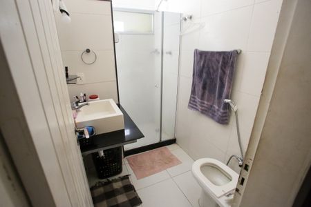 Casa à venda com 440m², 6 quartos e 1 vagaBanheiro da Suíte 2