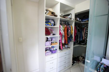 Casa à venda com 440m², 6 quartos e 1 vagaCloset da Suíte 1