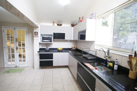 Casa à venda com 440m², 6 quartos e 1 vagaCozinha