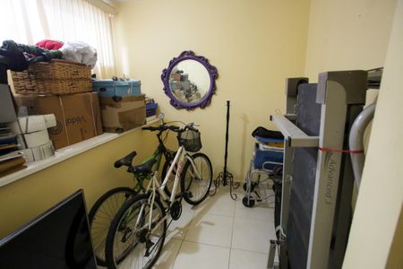 Casa à venda com 440m², 6 quartos e 1 vagaQuarto de Serviço