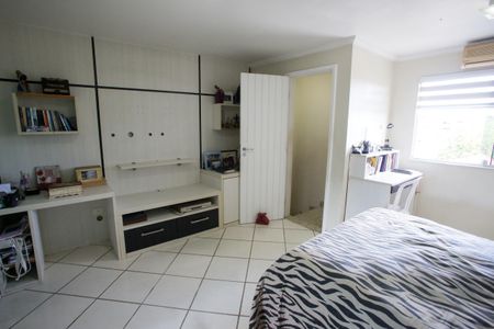 Casa à venda com 440m², 6 quartos e 1 vagaQuarto Suíte 1