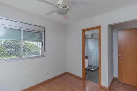 Apartamento à venda com 125m², 4 quartos e 3 vagas Apartamento à venda com 125m², 4 quartos e 3 vagasFoto 07