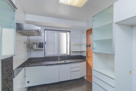 Apartamento à venda com 125m², 4 quartos e 3 vagas Apartamento à venda com 125m², 4 quartos e 3 vagasFoto 04