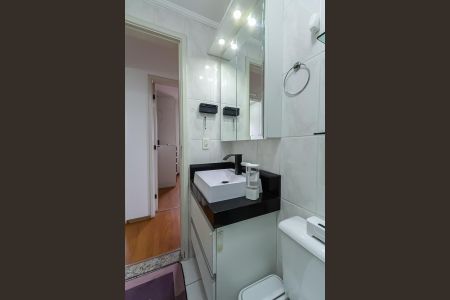 Apartamento à venda com 65m², 3 quartos e 2 vagas Apartamento à venda com 65m², 3 quartos e 2 vagasBanheiro