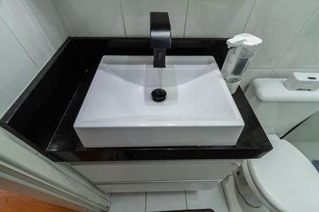 Apartamento à venda com 65m², 3 quartos e 2 vagas Apartamento à venda com 65m², 3 quartos e 2 vagasBanheiro