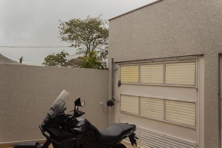 Casa à venda com 270m², 2 quartos e 2 vagas Casa à venda com 270m², 2 quartos e 2 vagasGaragem