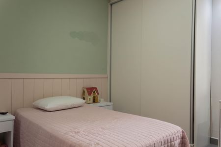 Casa à venda com 270m², 2 quartos e 2 vagas Casa à venda com 270m², 2 quartos e 2 vagasSuíte 2