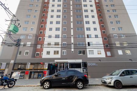 Studio para alugar com 27m², 1 quarto e sem vaga Studio para alugar com 27m², 1 quarto e sem vagaFachada