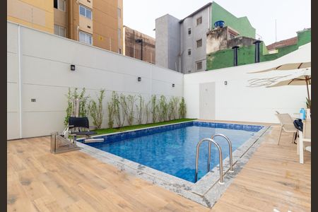Studio para alugar com 27m², 1 quarto e sem vaga Studio para alugar com 27m², 1 quarto e sem vagaPiscina