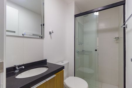 Banheiro de kitnet/studio para alugar com 1 quarto, 27m² em Brás, São Paulo