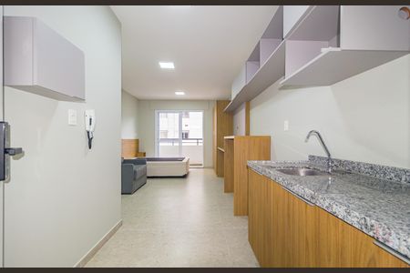 Studio para alugar com 27m², 1 quarto e sem vaga Studio para alugar com 27m², 1 quarto e sem vagaCozinha