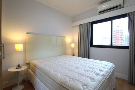 Quarto Suíte de apartamento à venda com 1 quarto, 34m² em Itaim Bibi, São Paulo