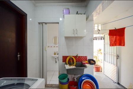 Casa à venda com 150m², 3 quartos e 3 vagas Casa à venda com 150m², 3 quartos e 3 vagasÁrea de Serviço