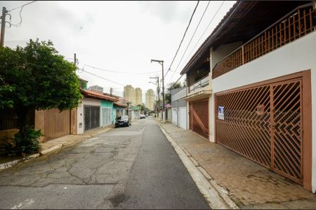 Casa à venda com 150m², 3 quartos e 3 vagas Casa à venda com 150m², 3 quartos e 3 vagasFachada