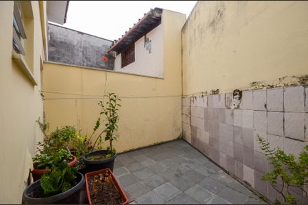 Casa à venda com 150m², 3 quartos e 3 vagas Casa à venda com 150m², 3 quartos e 3 vagasQuintal
