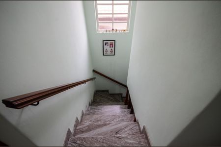 Escada de casa à venda com 3 quartos, 150m² em Vila Primavera, São Paulo