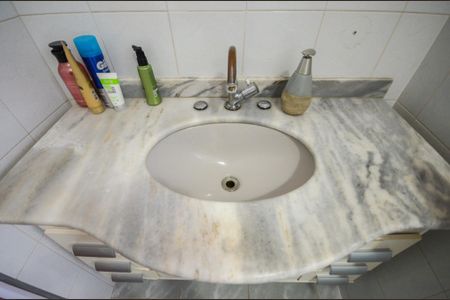 Casa à venda com 150m², 3 quartos e 3 vagas Casa à venda com 150m², 3 quartos e 3 vagasBanheiro