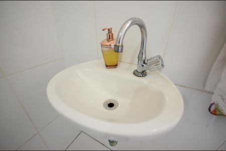 Casa à venda com 150m², 3 quartos e 3 vagas Casa à venda com 150m², 3 quartos e 3 vagasBanheiro de serviço