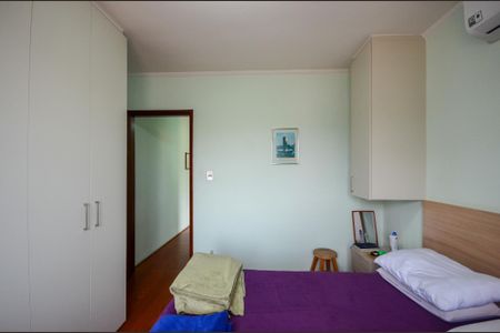 Casa à venda com 150m², 3 quartos e 3 vagas Casa à venda com 150m², 3 quartos e 3 vagasQuarto 3