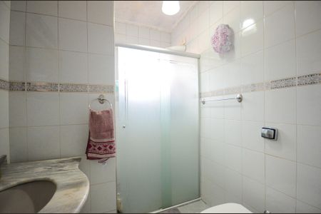 Casa à venda com 150m², 3 quartos e 3 vagas Casa à venda com 150m², 3 quartos e 3 vagasBanheiro