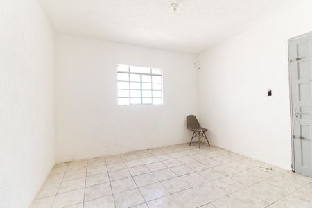 Casa para alugar com 200m², 3 quartos e 2 vagas Casa para alugar com 200m², 3 quartos e 2 vagasSala