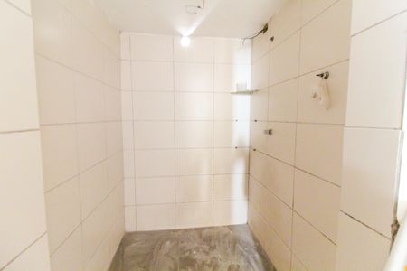 Casa para alugar com 200m², 3 quartos e 2 vagas Casa para alugar com 200m², 3 quartos e 2 vagasBanheiro social