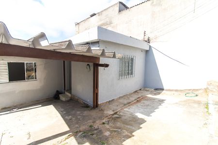 Casa para alugar com 200m², 3 quartos e 2 vagas Casa para alugar com 200m², 3 quartos e 2 vagasQuintal