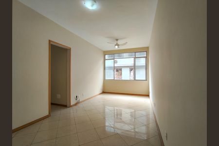 Sala de apartamento para alugar com 2 quartos, 71m² em Tijuca, Rio de Janeiro