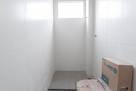 Apartamento à venda com 50m², 2 quartos e 1 vaga Apartamento à venda com 50m², 2 quartos e 1 vagaBanheiro social