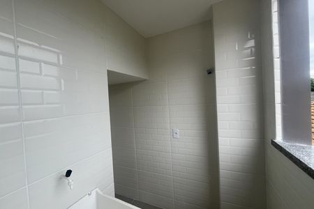 Casa à venda com 88m², 2 quartos e 1 vaga Casa à venda com 88m², 2 quartos e 1 vagaÁrea de Serviço