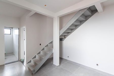 Sala de apartamento à venda com 2 quartos, 100m² em Parque Xangri-lá, Contagem