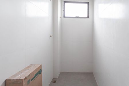 Apartamento à venda com 100m², 2 quartos e 1 vaga Apartamento à venda com 100m², 2 quartos e 1 vagaBanheiro social