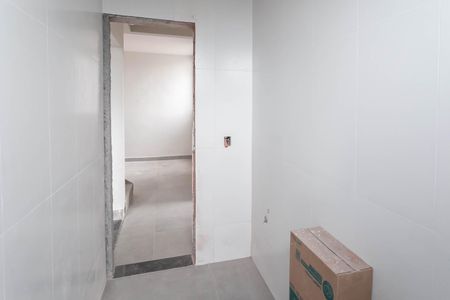 Apartamento à venda com 100m², 2 quartos e 1 vaga Apartamento à venda com 100m², 2 quartos e 1 vagaBanheiro social
