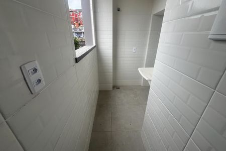 Casa à venda com 88m², 2 quartos e 1 vaga Casa à venda com 88m², 2 quartos e 1 vagaÁrea de Serviço