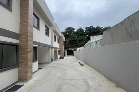 Casa à venda com 88m², 2 quartos e 1 vaga Casa à venda com 88m², 2 quartos e 1 vagaÁrea comum