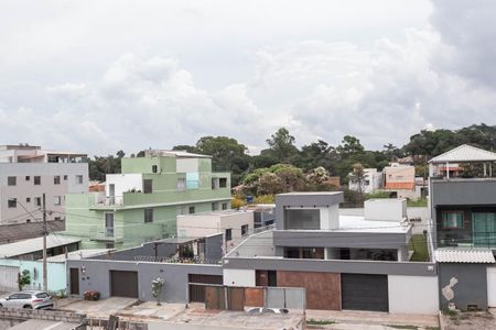 Sala Vista de apartamento à venda com 2 quartos, 100m² em Parque Xangri-lá, Contagem