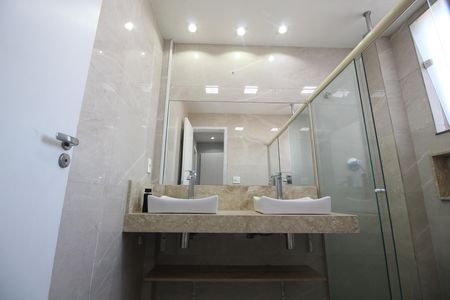 Apartamento à venda com 49m², 1 quarto e 1 vagaBanheiro