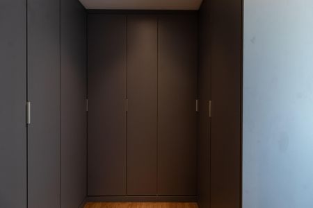 Apartamento à venda com 112m², 2 quartos e 3 vagas Apartamento à venda com 112m², 2 quartos e 3 vagasCloset do quarto