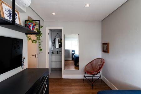 Apartamento à venda com 112m², 2 quartos e 3 vagas Apartamento à venda com 112m², 2 quartos e 3 vagasSuíte