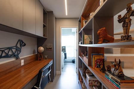 Apartamento à venda com 112m², 2 quartos e 3 vagas Apartamento à venda com 112m², 2 quartos e 3 vagasEscritório