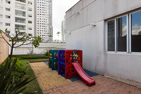 Apartamento à venda com 112m², 2 quartos e 3 vagas Apartamento à venda com 112m², 2 quartos e 3 vagasPlayground