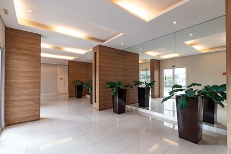 Apartamento à venda com 112m², 2 quartos e 3 vagas Apartamento à venda com 112m², 2 quartos e 3 vagasHall social