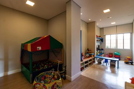 Apartamento à venda com 112m², 2 quartos e 3 vagas Apartamento à venda com 112m², 2 quartos e 3 vagasBrinquedoteca